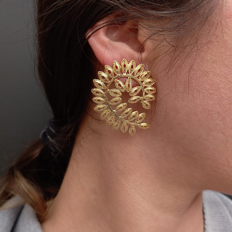 bromelia earrings