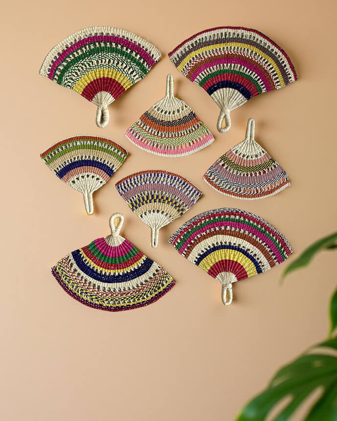 Decoración con abanicos