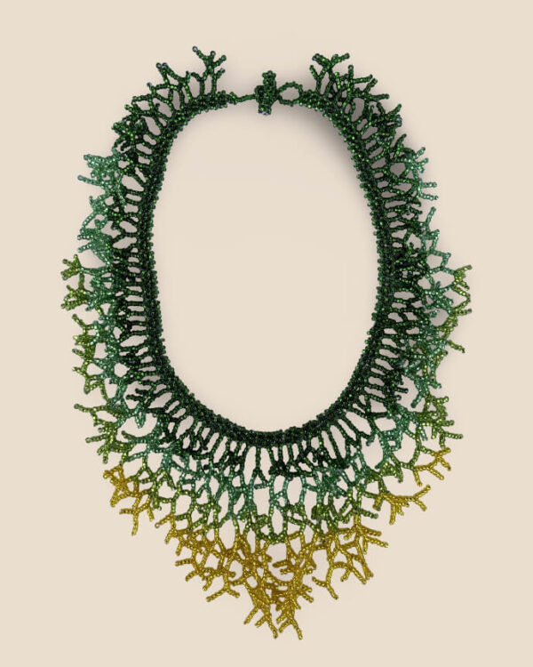 Collar  Saraguro Coral Amazónico