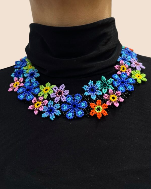 Collar Saraguro Flora