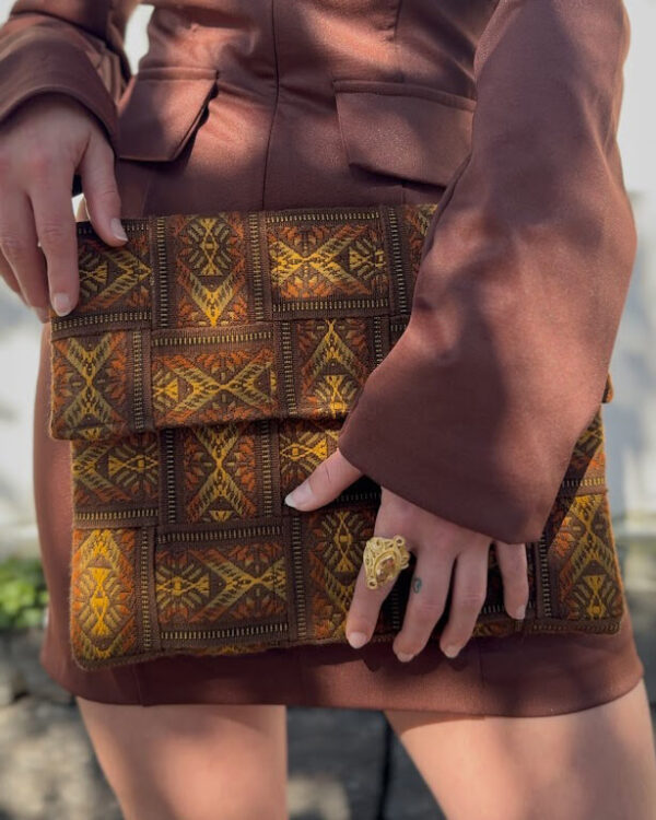 Clutch & Sobres